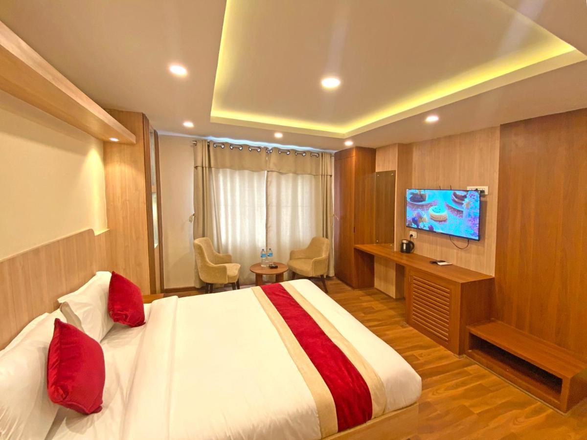 Hotel Nilakantha Pvt. Ltd Kathmandu Exterior photo