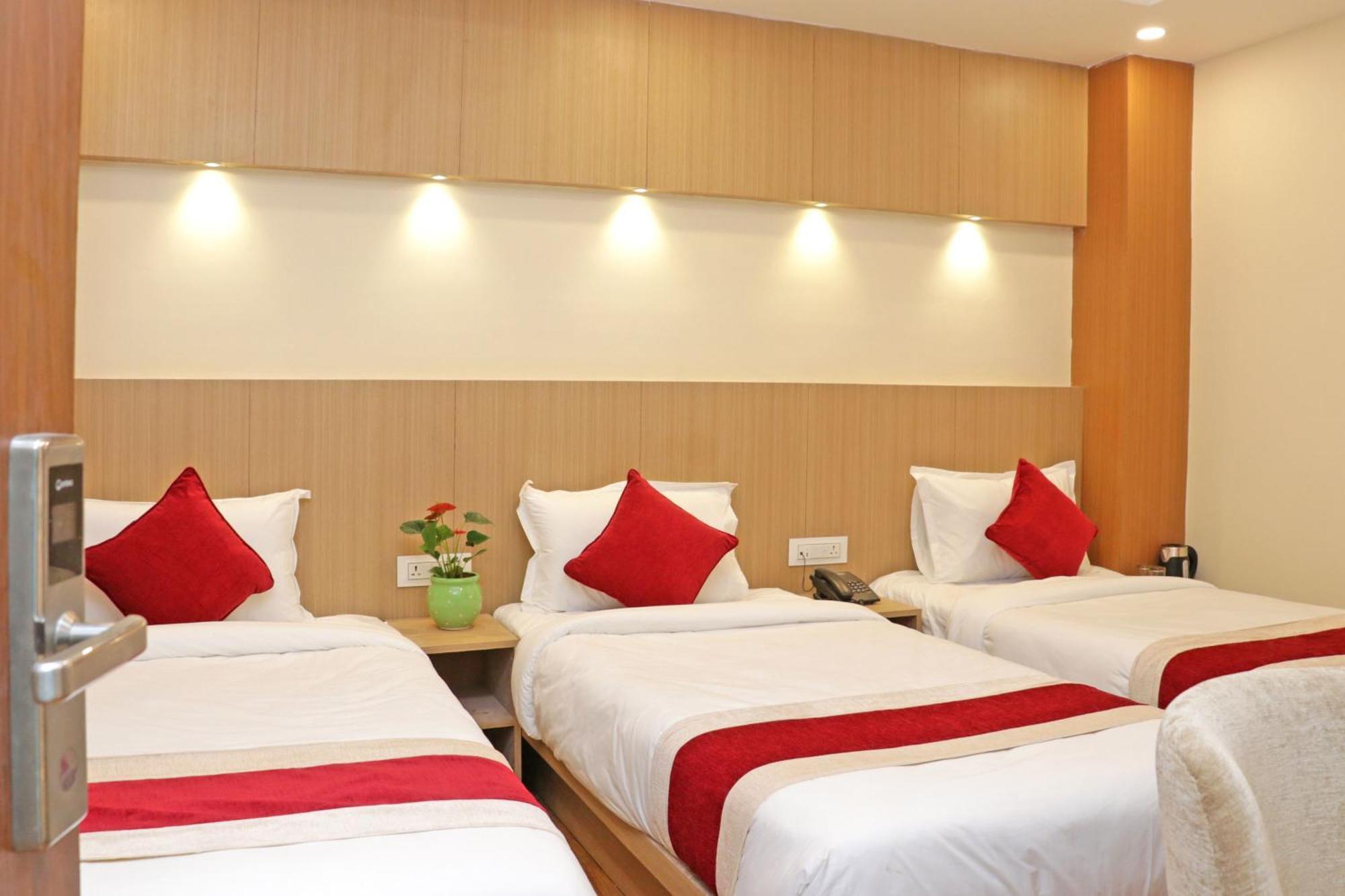 Hotel Nilakantha Pvt. Ltd Kathmandu Exterior photo