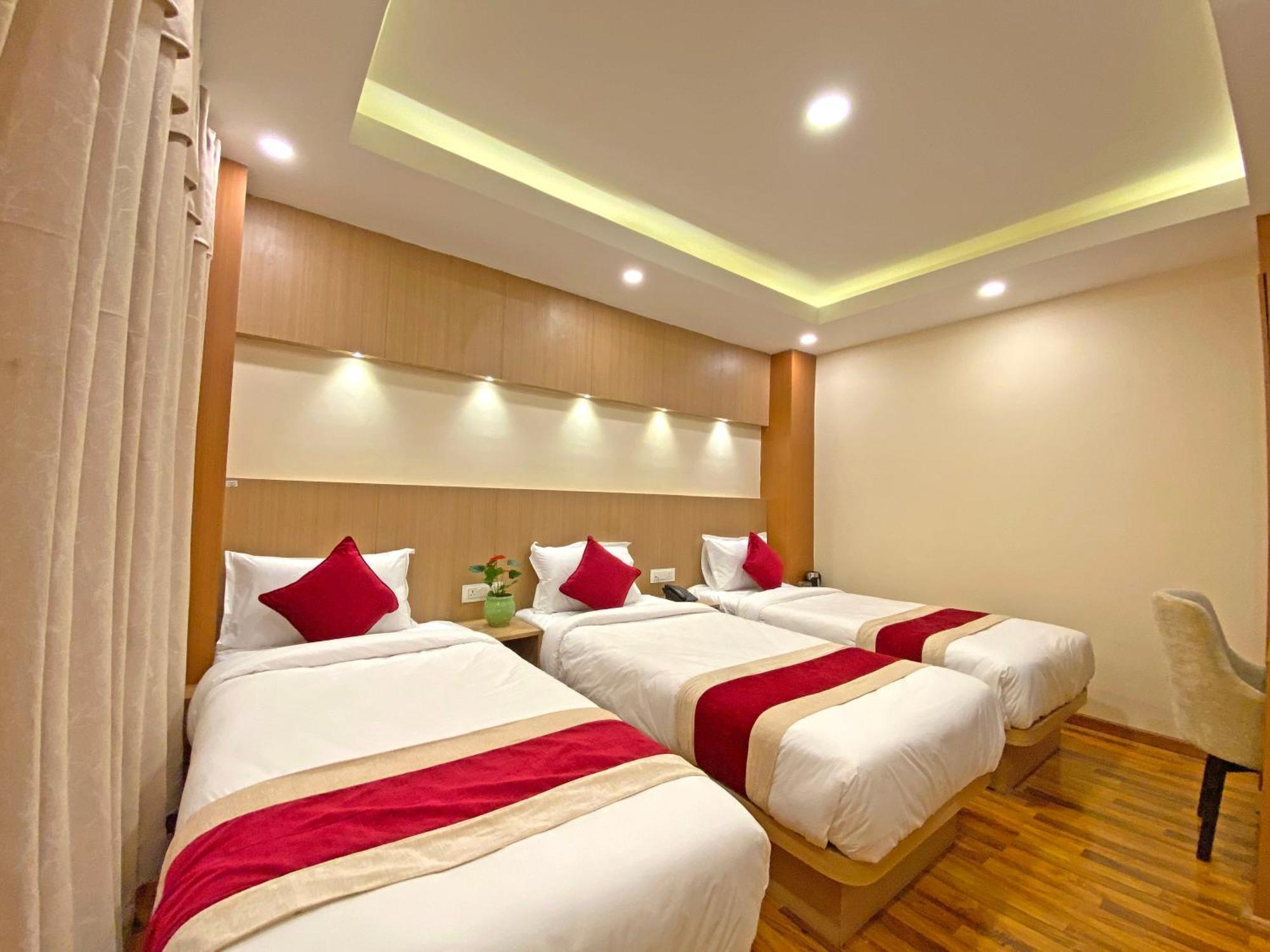 Hotel Nilakantha Pvt. Ltd Kathmandu Exterior photo